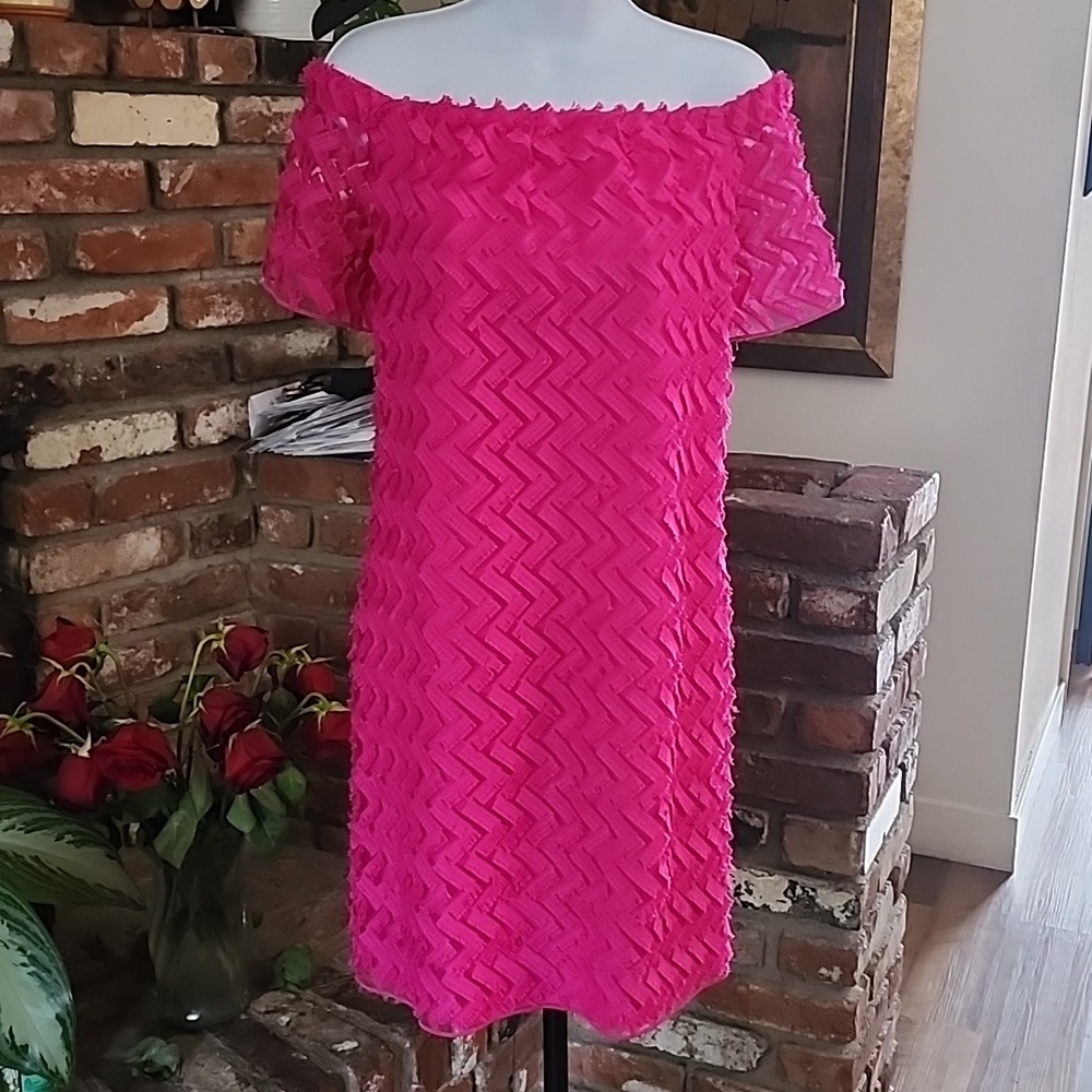 Trina Turk Fuchsia Pink Textured Off-Shoulder Shift Dress